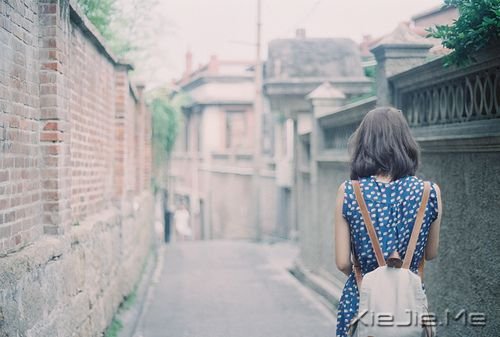 晚安心语:我看起来没心没肺,但其实比谁都真心真意 (6)